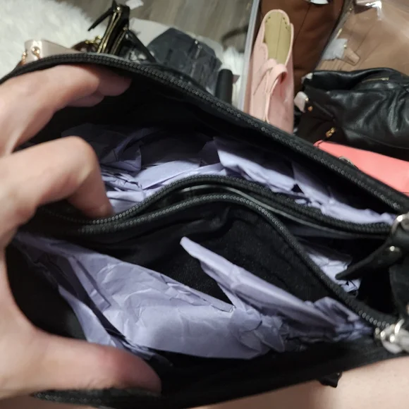 Purse - Picture 4 of 5